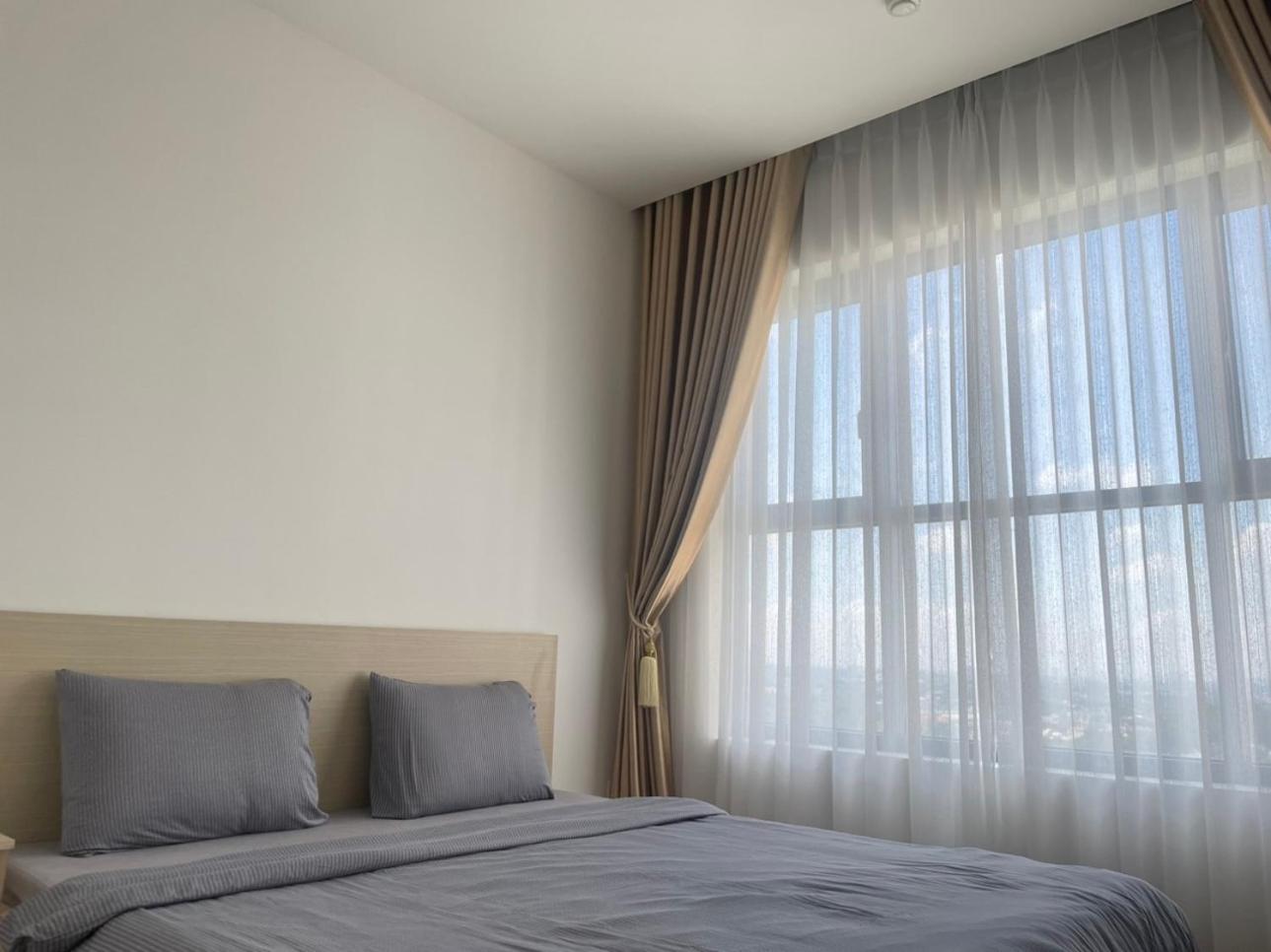 Compass One Building - Luxury Apartments Ap Phu Tho Екстериор снимка